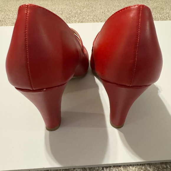 Journee Collection Red Mary Jane Heels - Picture 7 of 7